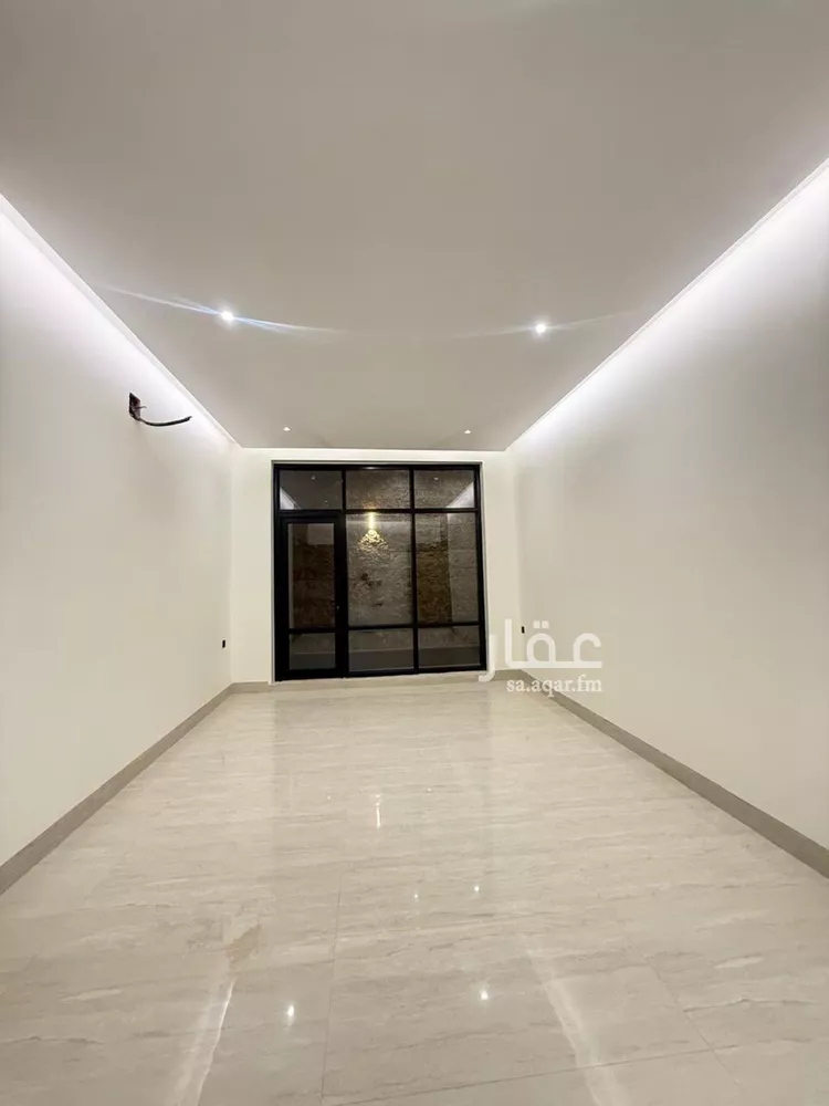 فيلا للبيع في شارع السيل الكبير, حي المهدية, مدينة الرياض, منطقة الرياض صورة 5