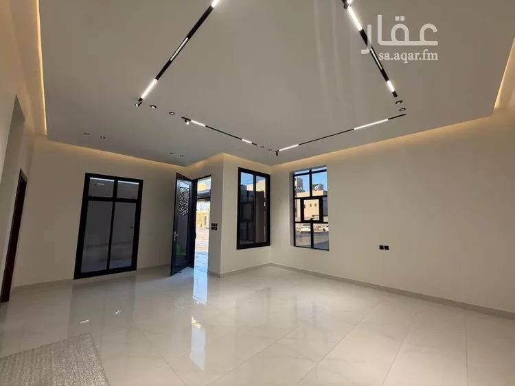فيلا للبيع في شارع القاسم النويري, حي المهدية, مدينة الرياض, منطقة الرياض صورة 5