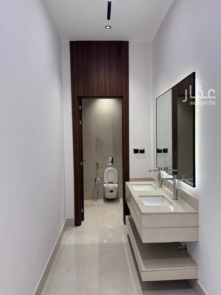 فيلا للبيع في شارع أنس الكناني, حي المهدية, مدينة الرياض, منطقة الرياض صورة 2