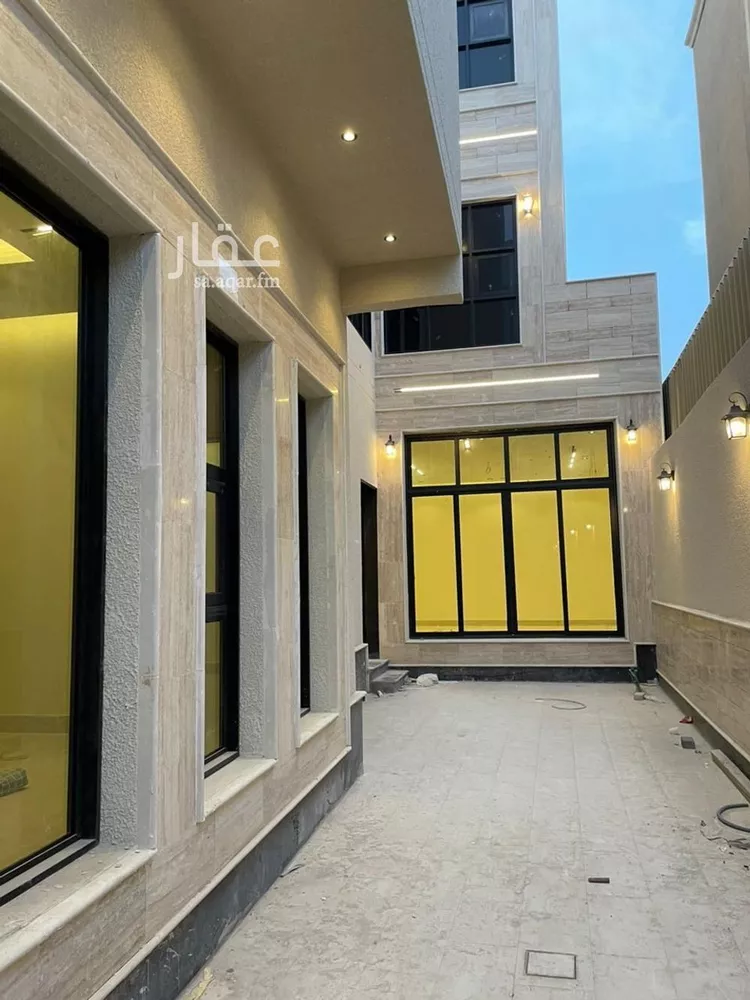Villa for Sale in Riyadh Dhahrat Laban 24
