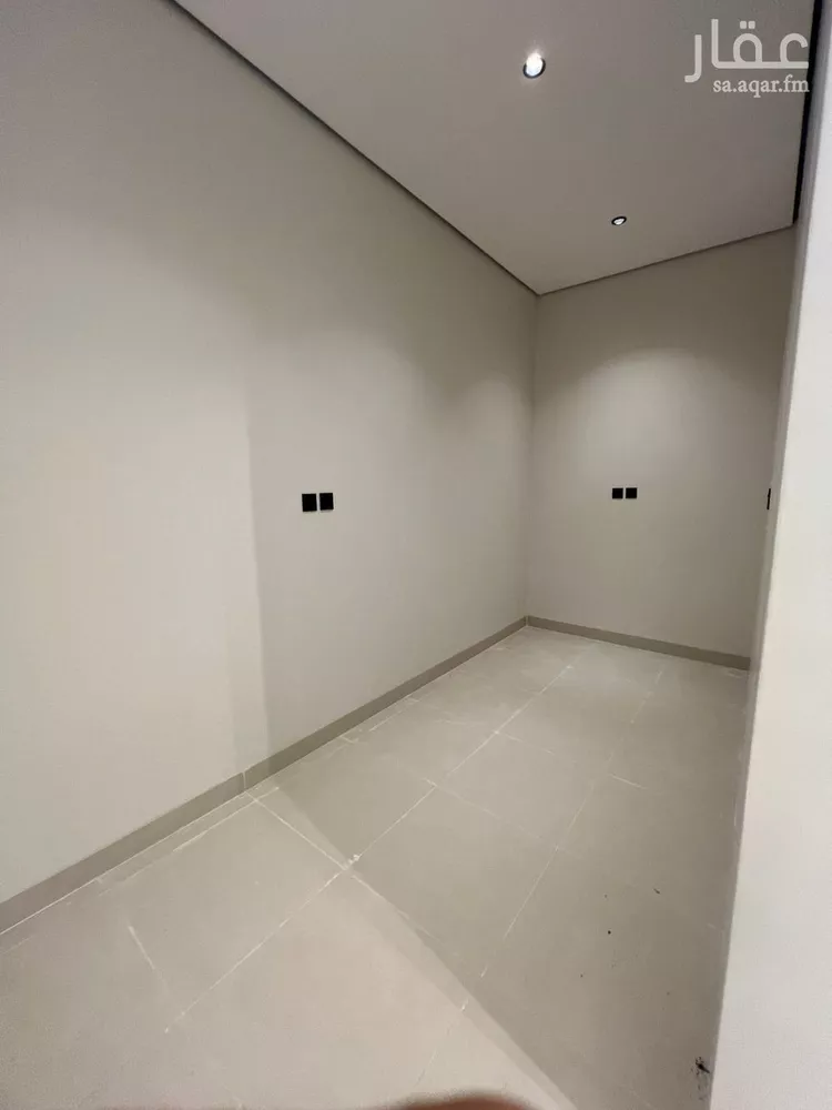 Villa for Sale in Riyadh Al Mahdiyah صورة 3