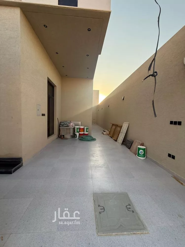 فيلا للبيع في شارع القاسم النويري, حي المهدية, مدينة الرياض, منطقة الرياض صورة 3