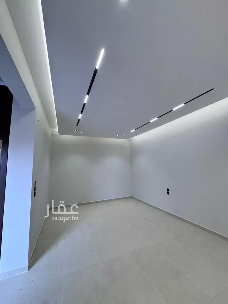 Villa for Sale in Riyadh Al Mahdiyah 16