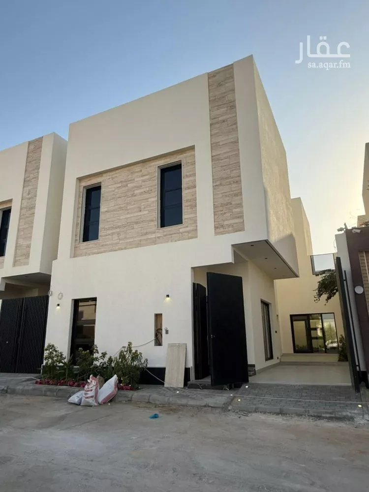 Villa for Sale in Riyadh Al Mahdiyah