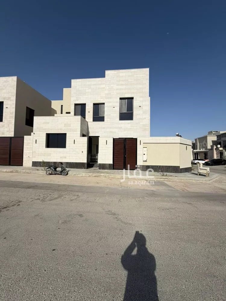 فيلا للبيع في شارع محمد بن أبي بكر القيم, حي المهدية, مدينة الرياض, منطقة الرياض