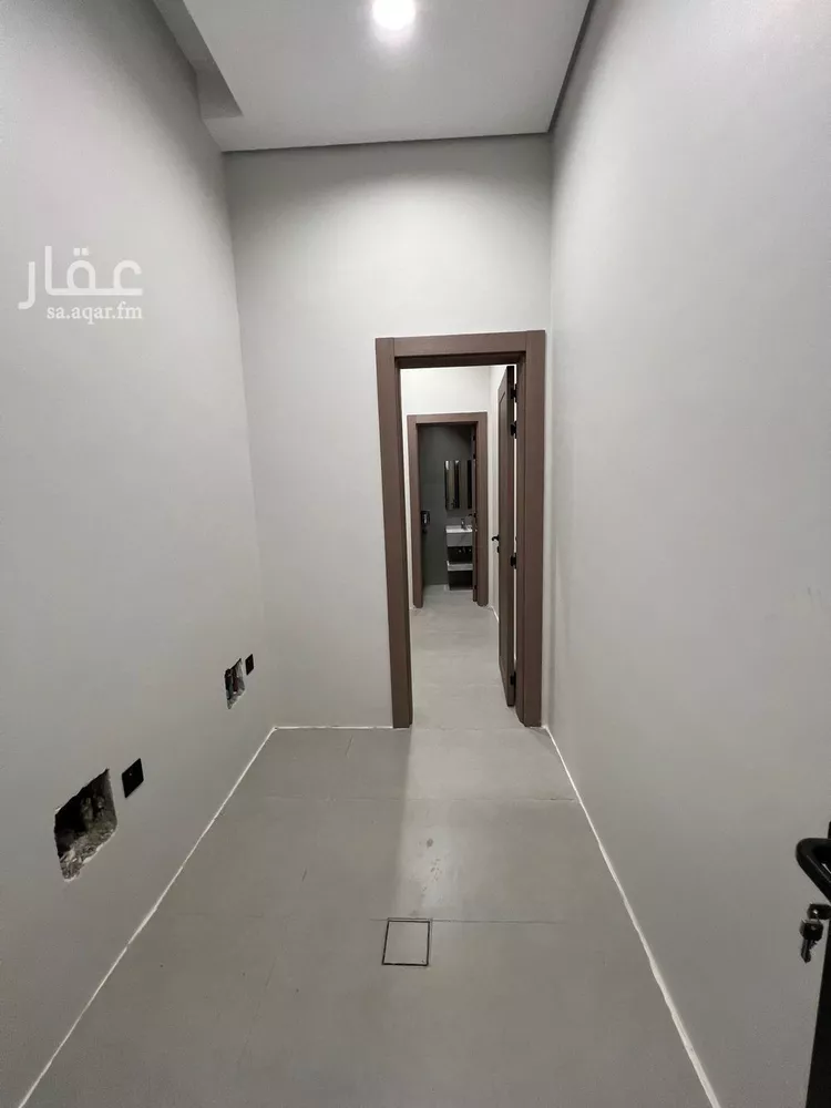 فيلا للبيع في شارع إبراهيم بن محمد الزمزمي, حي المهدية, مدينة الرياض, منطقة الرياض 12