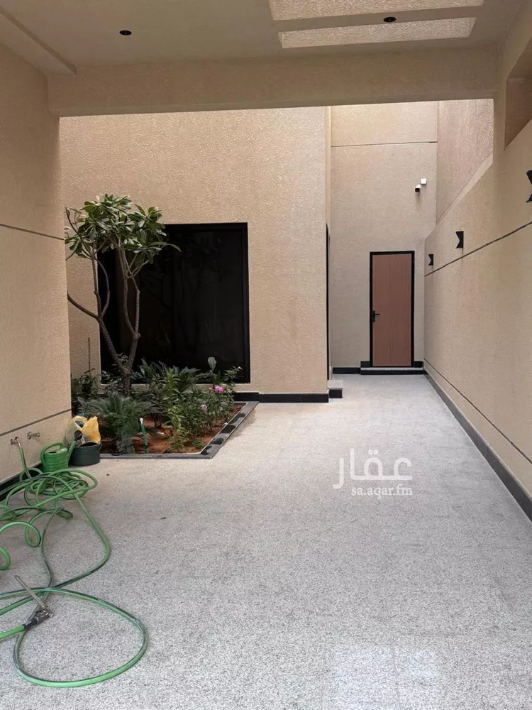 فيلا للبيع في شارع مليح بن طريف, حي المهدية, مدينة الرياض, منطقة الرياض صورة 2