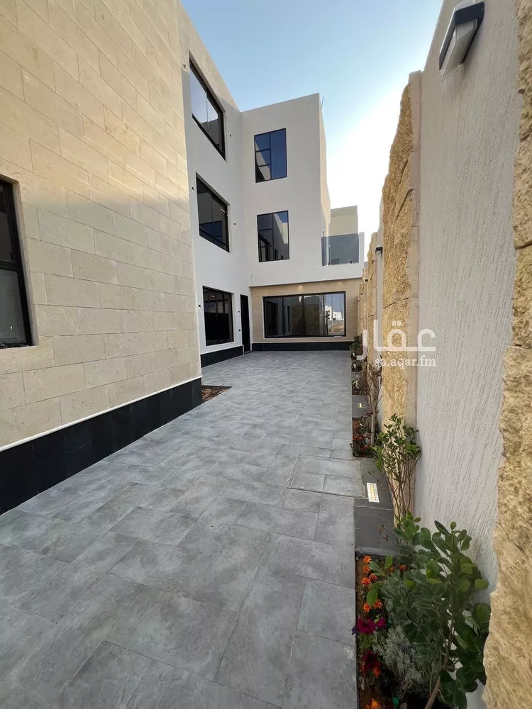 Villa for Sale in Riyadh Al Mahdiyah صورة 3