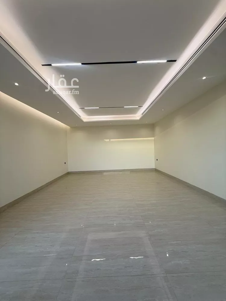 فيلا للبيع في شارع السيل الكبير, حي المهدية, مدينة الرياض, منطقة الرياض صورة 3