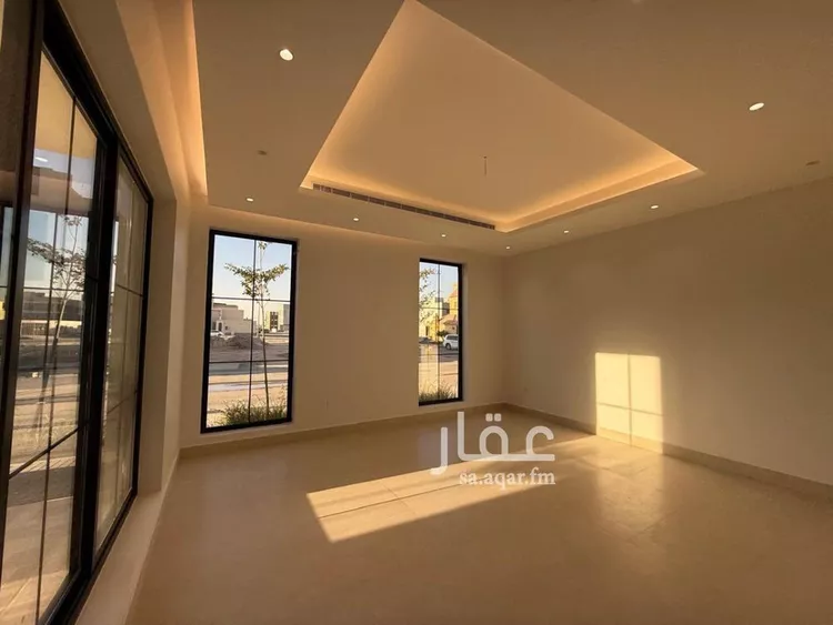 فيلا للبيع في شارع السيل الكبير, حي المهدية, مدينة الرياض, منطقة الرياض صورة 3