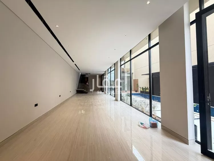 فيلا للبيع في شارع السيل الكبير, حي المهدية, مدينة الرياض, منطقة الرياض صورة 5