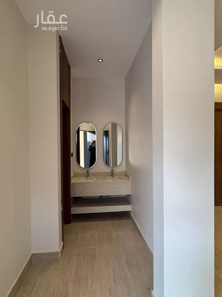 فيلا للبيع في شارع السيل الكبير, حي المهدية, مدينة الرياض, منطقة الرياض صورة 3