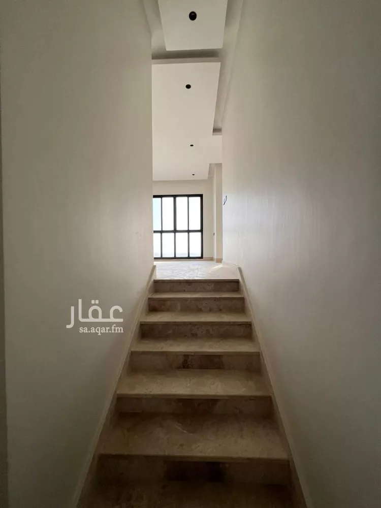 فيلا للبيع في شارع محمد بن أبي بكر القيم, حي المهدية, مدينة الرياض, منطقة الرياض 15