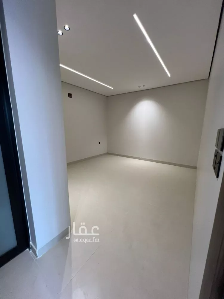 Villa for Sale in Riyadh Al Mahdiyah صورة 4