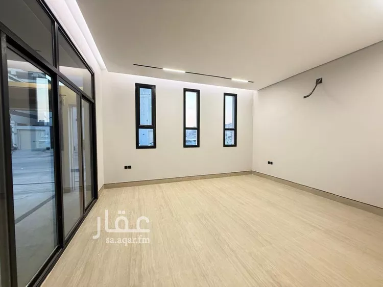 فيلا للبيع في شارع عمر بن عبدالقادر مفتي, حي المهدية, مدينة الرياض, منطقة الرياض صورة 4