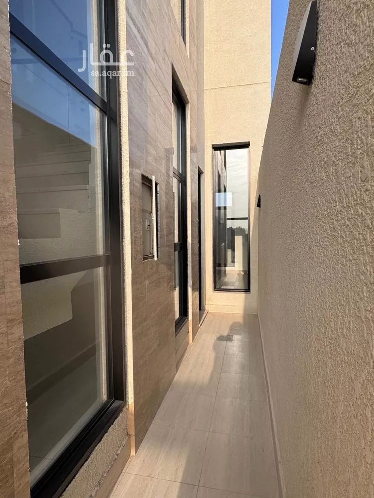 فيلا للبيع في شارع السيل الكبير, حي المهدية, مدينة الرياض, منطقة الرياض صورة 3
