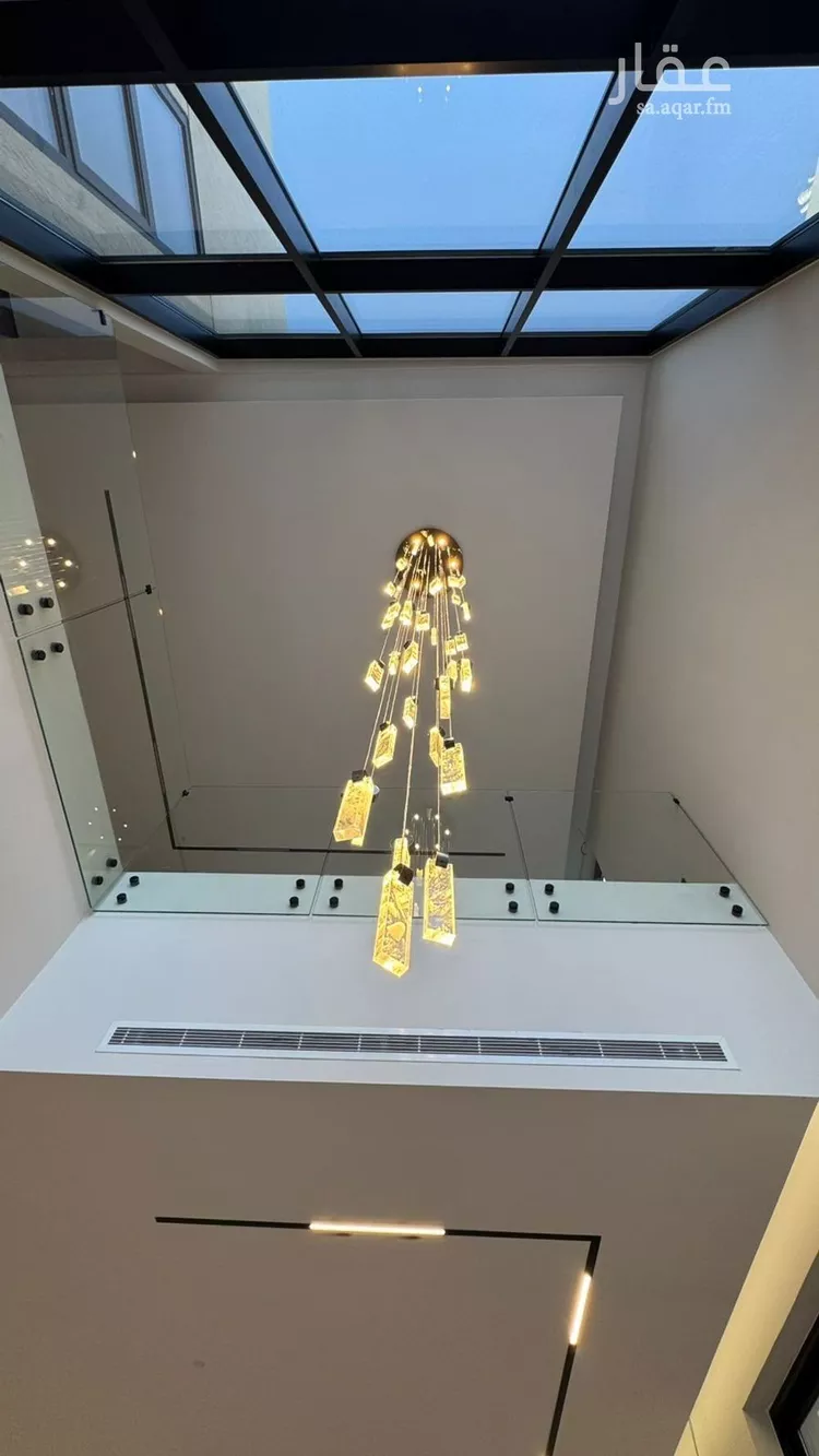 فيلا للبيع في شارع ابي الشيخ الاصبهاني, حي المهدية, مدينة الرياض, منطقة الرياض صورة 5