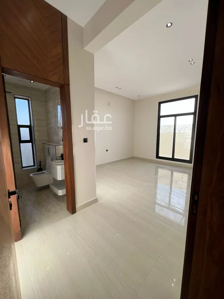 فيلا للبيع في شارع السيل الكبير, حي المهدية, مدينة الرياض, منطقة الرياض 12