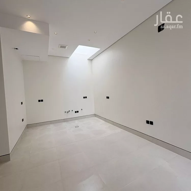 دور للبيع في شارع عائشة بنت ابي بكر, حي شبرا, مدينة الرياض, منطقة الرياض صورة 3