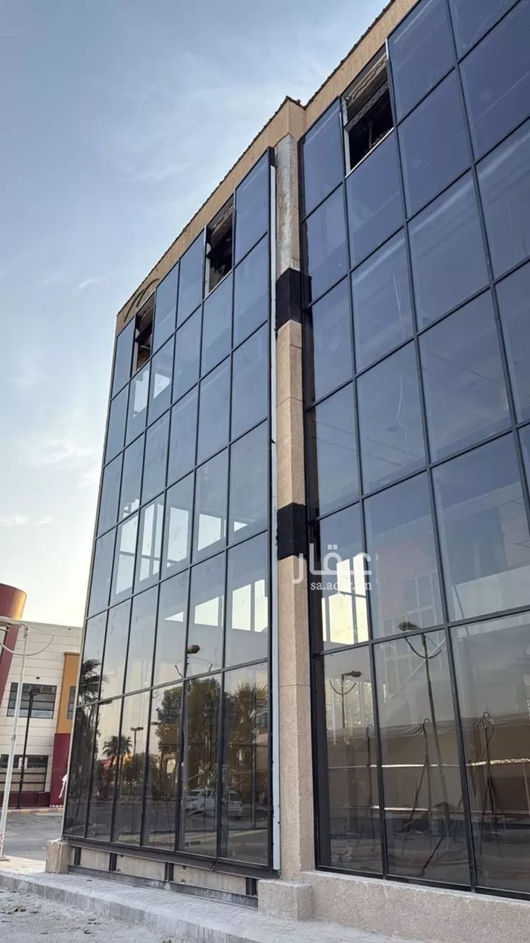مكتب تجاري للإيجار في شارع شهاب الدين العمادي, حي الروضة, مدينة الرياض, منطقة الرياض صورة 5