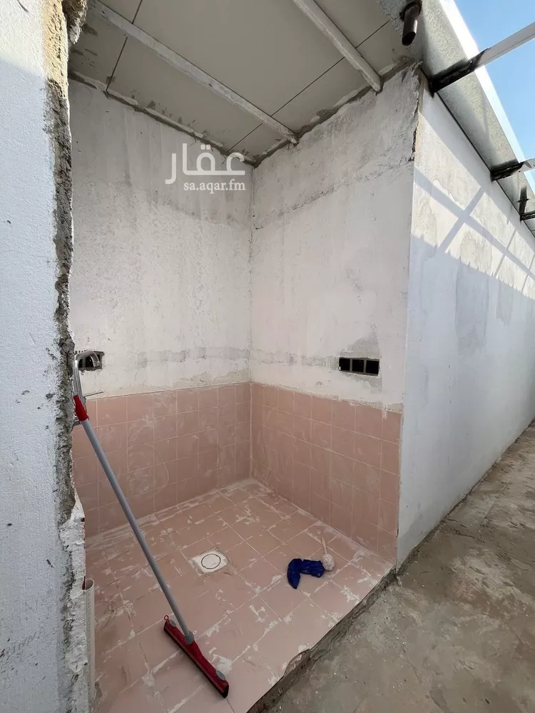 شقة للإيجار في شارع أسعد بن زرارة, حي الروضة, مدينة الرياض, منطقة الرياض صورة 2