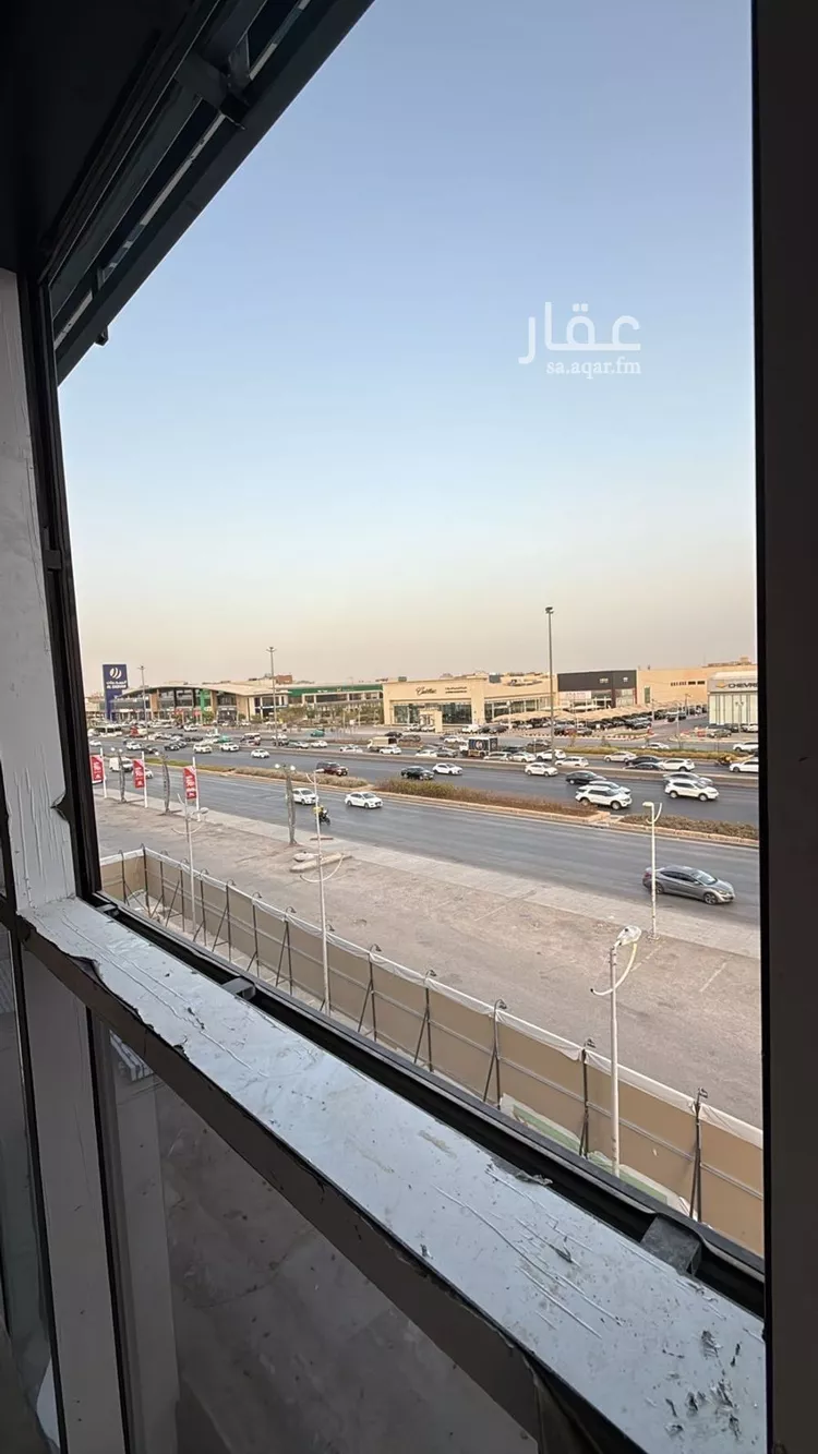 مكتب تجاري للإيجار في شارع أسعد بن زرارة, حي الروضة, مدينة الرياض, منطقة الرياض