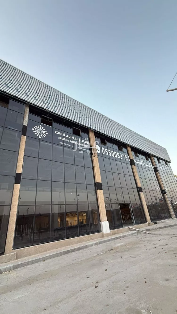 مكتب تجاري للإيجار في شارع أسعد بن زرارة, حي الروضة, مدينة الرياض, منطقة الرياض