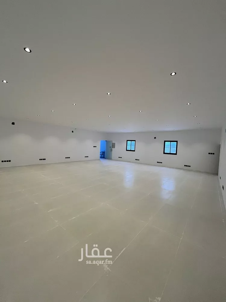 مكتب تجاري للإيجار في شارع أسعد بن زرارة, حي الروضة, مدينة الرياض, منطقة الرياض 6