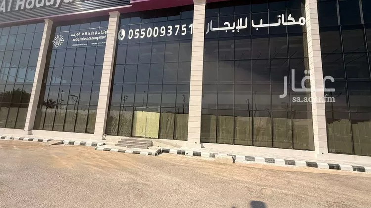 مكتب تجاري للإيجار في شارع أسعد بن زرارة, حي الروضة, مدينة الرياض, منطقة الرياض صورة 2
