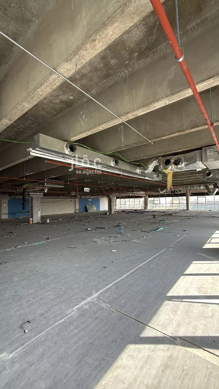 مكتب تجاري للإيجار في شارع أسعد بن زرارة, حي الروضة, مدينة الرياض, منطقة الرياض صورة 4