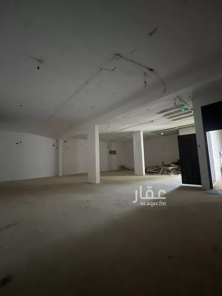 Commercial Office for Rent in Riyadh Al Qirawan صورة 2