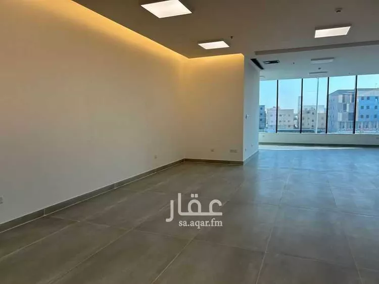 مكتب تجاري للإيجار في شارع ابراهيم ابو سلمه ، حي وسط الأحساء ، المبرز ، الاحساء صورة 3