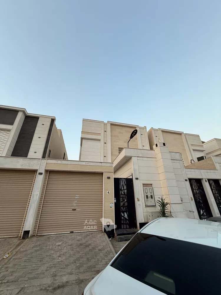 فيلا للإيجار في شارع أحمد مفتي المكي الحنفي, حي طويق, مدينة الرياض, منطقة الرياض