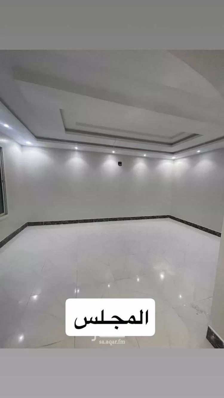 فيلا للإيجار في شارع أحمد مفتي المكي الحنفي, حي طويق, مدينة الرياض, منطقة الرياض