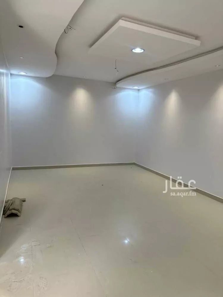 فيلا للإيجار في شارع أحمد مفتي المكي الحنفي, حي طويق, مدينة الرياض, منطقة الرياض صورة 2