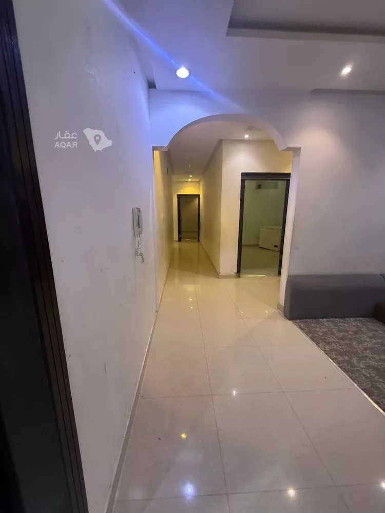 Floor for Rent in Riyadh Tuwaiq 5