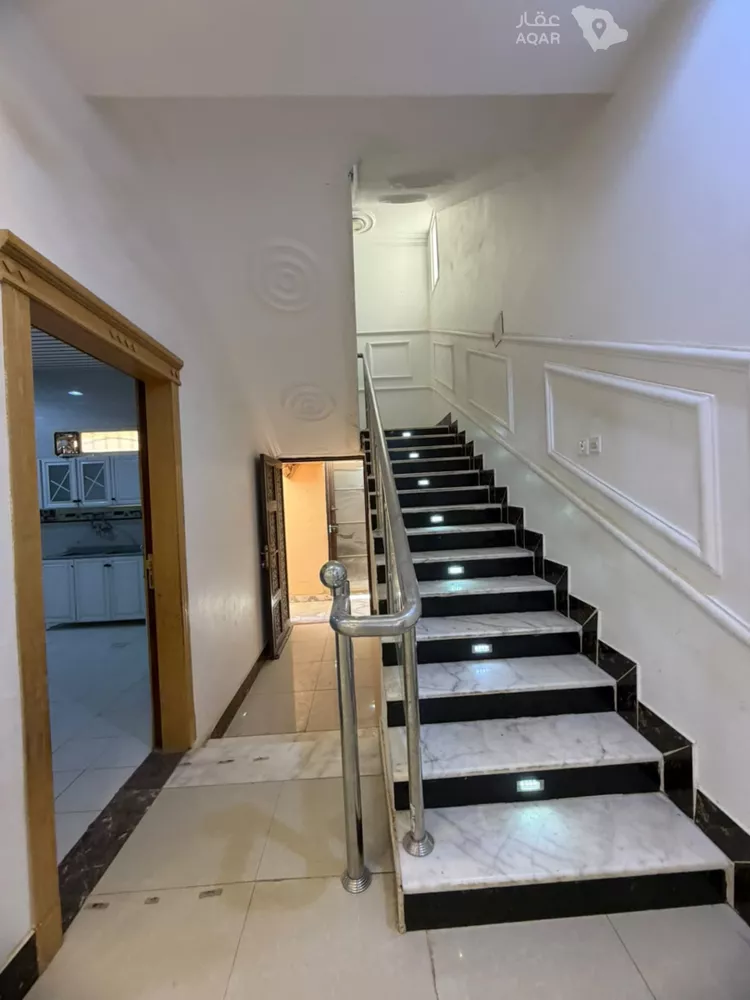 فيلا للإيجار في شارع يحيى بن جابر الطائي, حي طويق, مدينة الرياض, منطقة الرياض 8