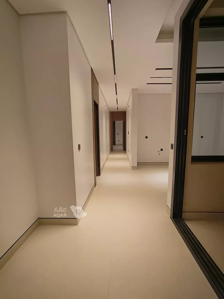 Floor for Rent in Riyadh As Safaa 19