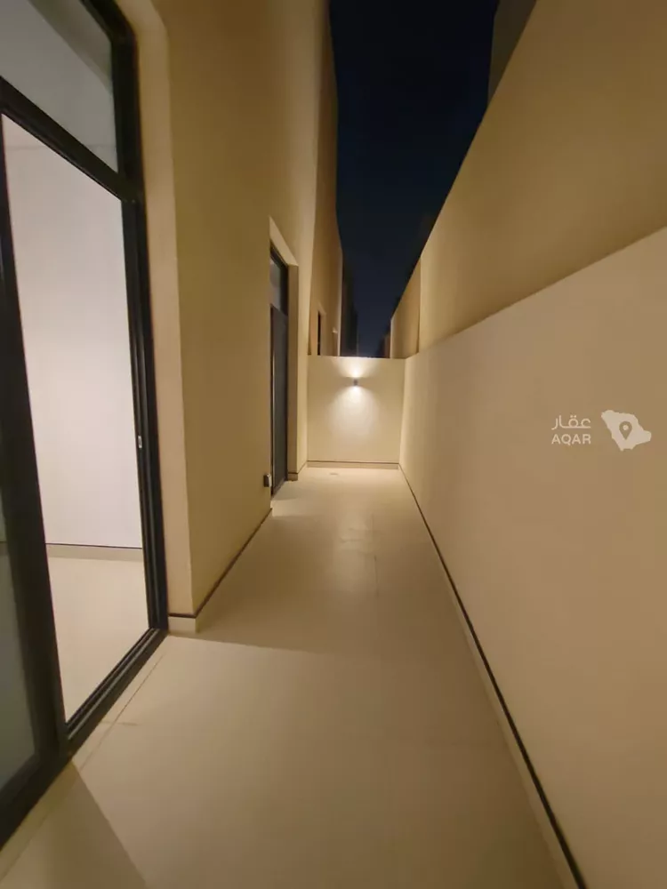 Floor for Rent in Riyadh As Safaa 14
