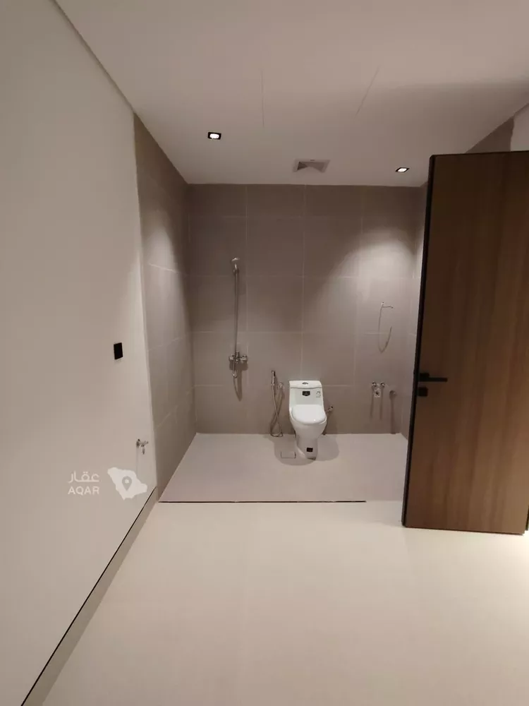 Floor for Rent in Riyadh As Safaa 21