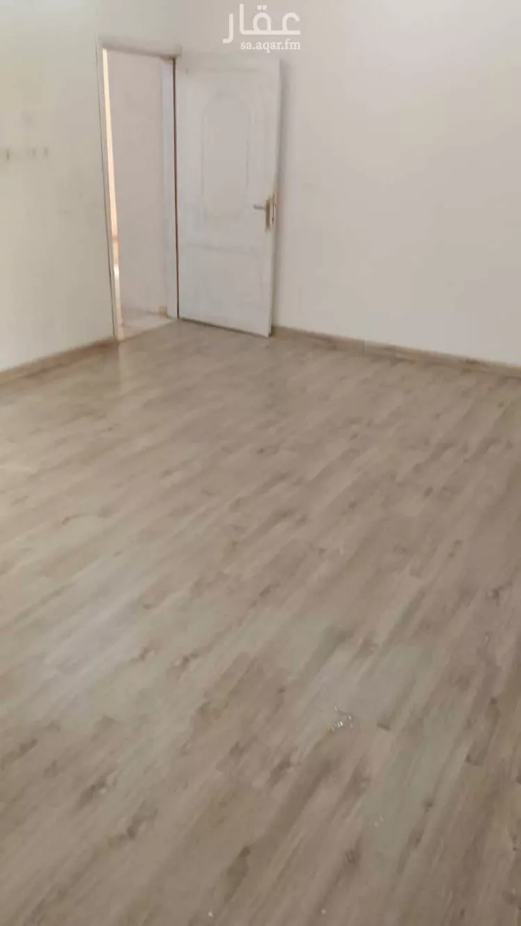 فيلا للبيع في شارع رفاعة بن رافع, حي العريجاء الغربي, مدينة الرياض, منطقة الرياض صورة 4