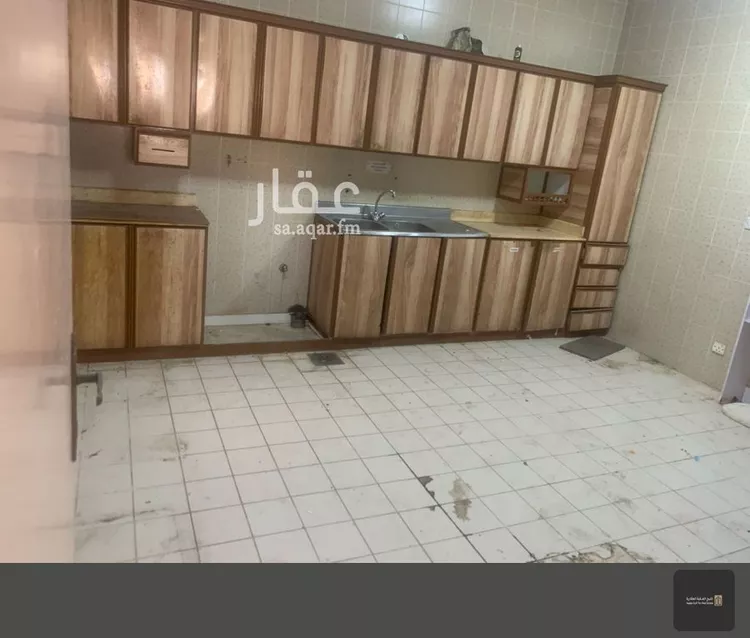 شقة للإيجار في شارع طريق الملك عبدالعزيز, حي المنتزة الغربي, مدينة بريده, منطقة القصيم صورة 2