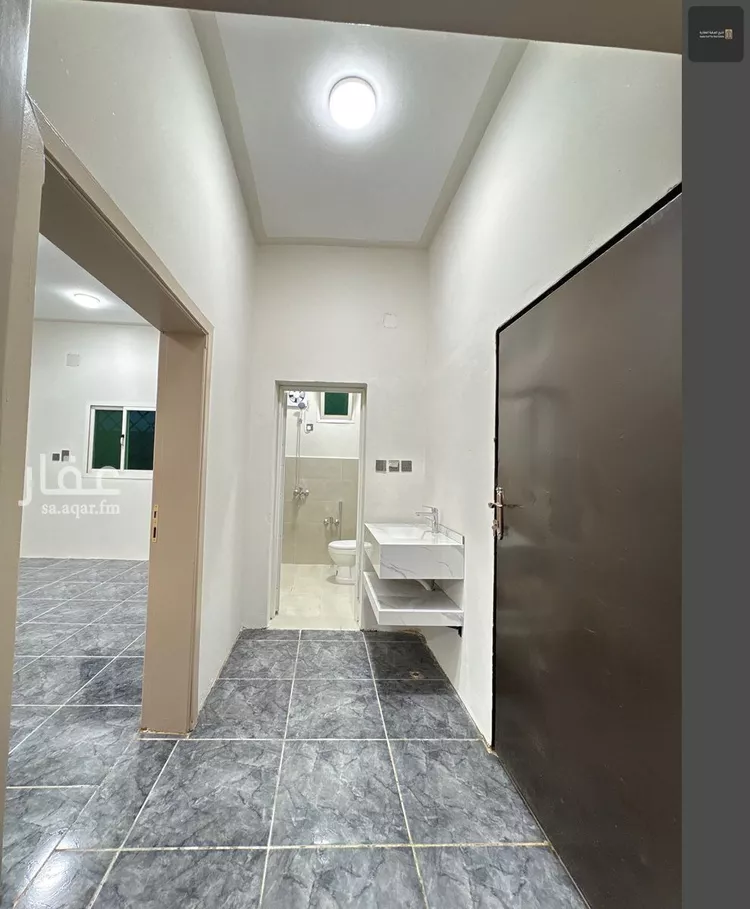 شقة للإيجار في شارع مكة المكرمة, حي العزيزية, مدينة حائل, منطقة حائل