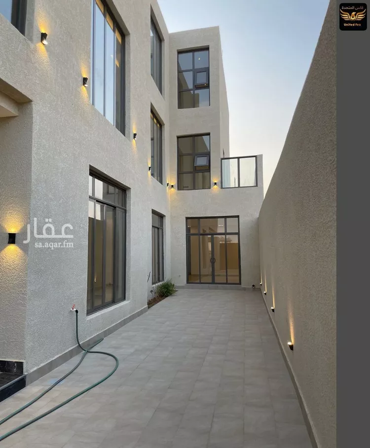 فيلا للبيع في شارع سليمان بن يوسف, حي المهدية, مدينة الرياض, منطقة الرياض صورة 3