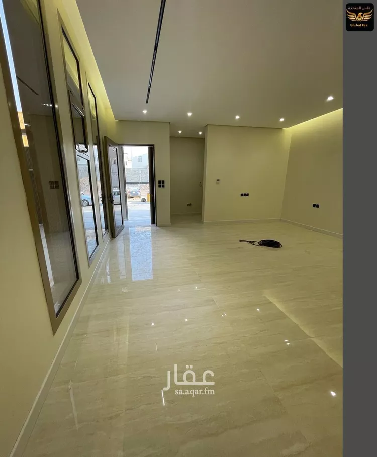 فيلا للبيع في شارع أحمد مفتي المكي الحنفي, حي المهدية, مدينة الرياض, منطقة الرياض صورة 4