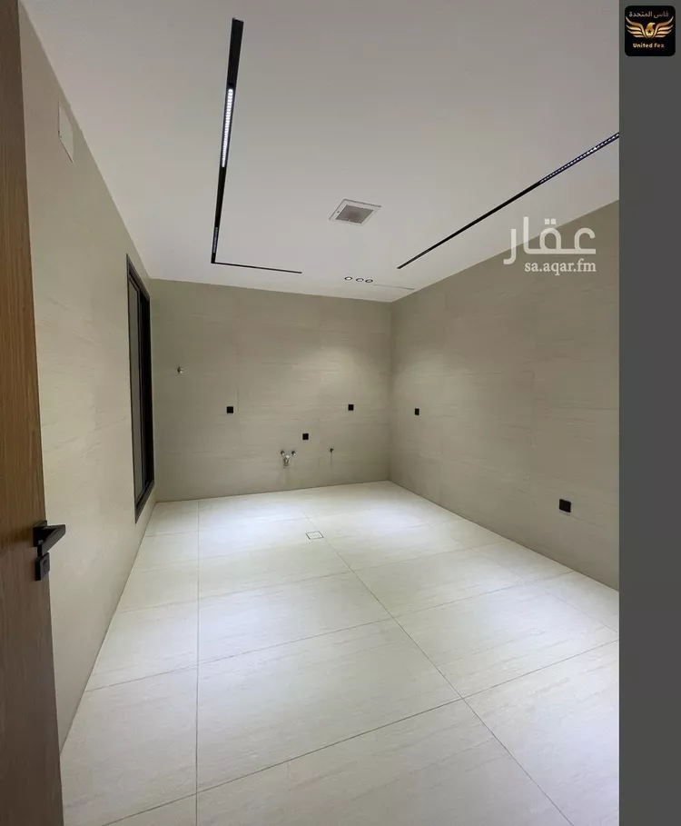 فيلا للبيع في شارع أحمد بن الحسن الأنصاري, حي المهدية, مدينة الرياض, منطقة الرياض صورة 5