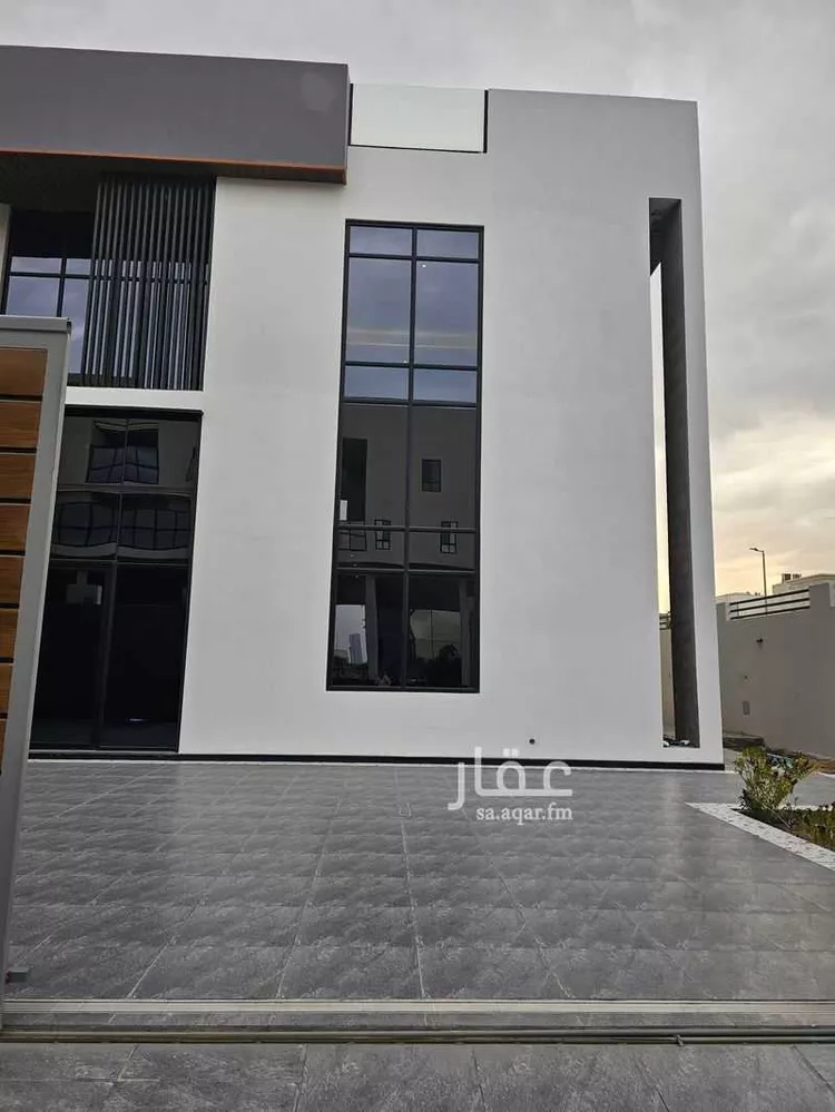 فيلا للبيع في شارع احمد البرقي, حي النهضة, مدينة الدمام, المنطقة الشرقية صورة 4