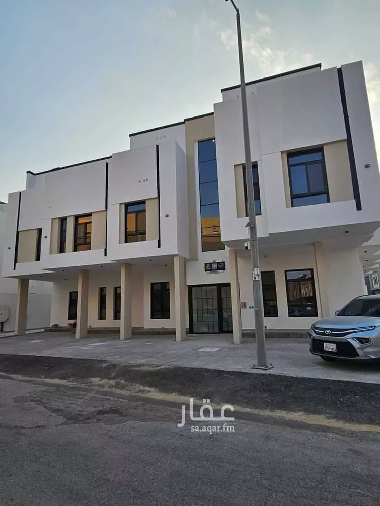 عمارة للبيع في شارع 22ج, حي الراكة الشمالية, مدينة الدمام, المنطقة الشرقية صورة 2