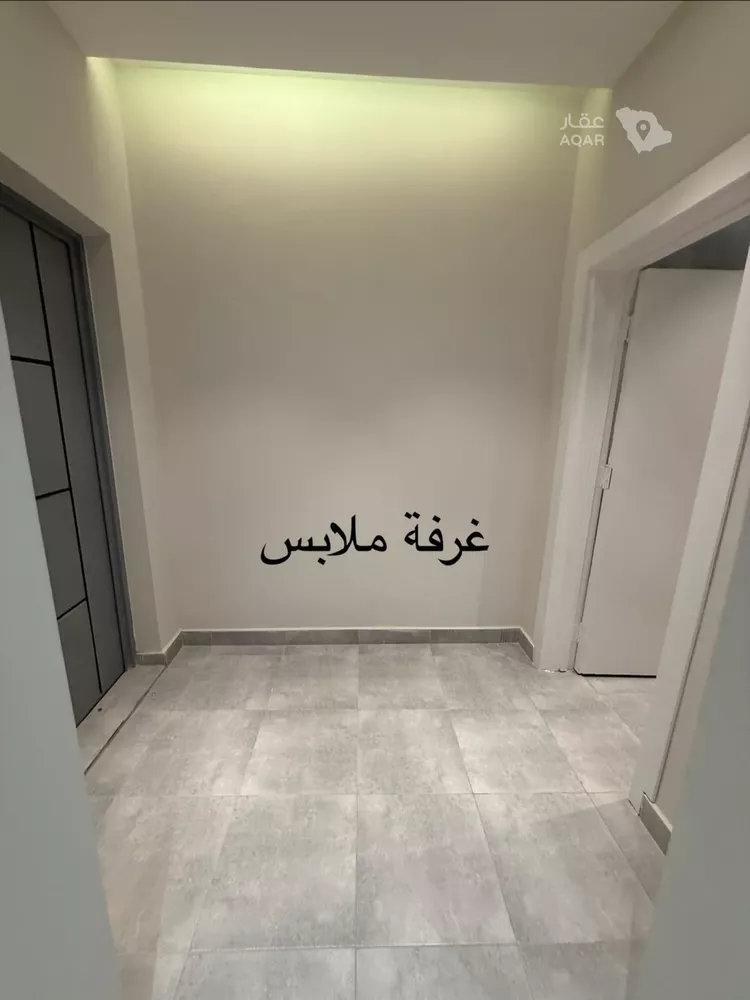 Floor for Rent in Riyadh Al Malqa 2