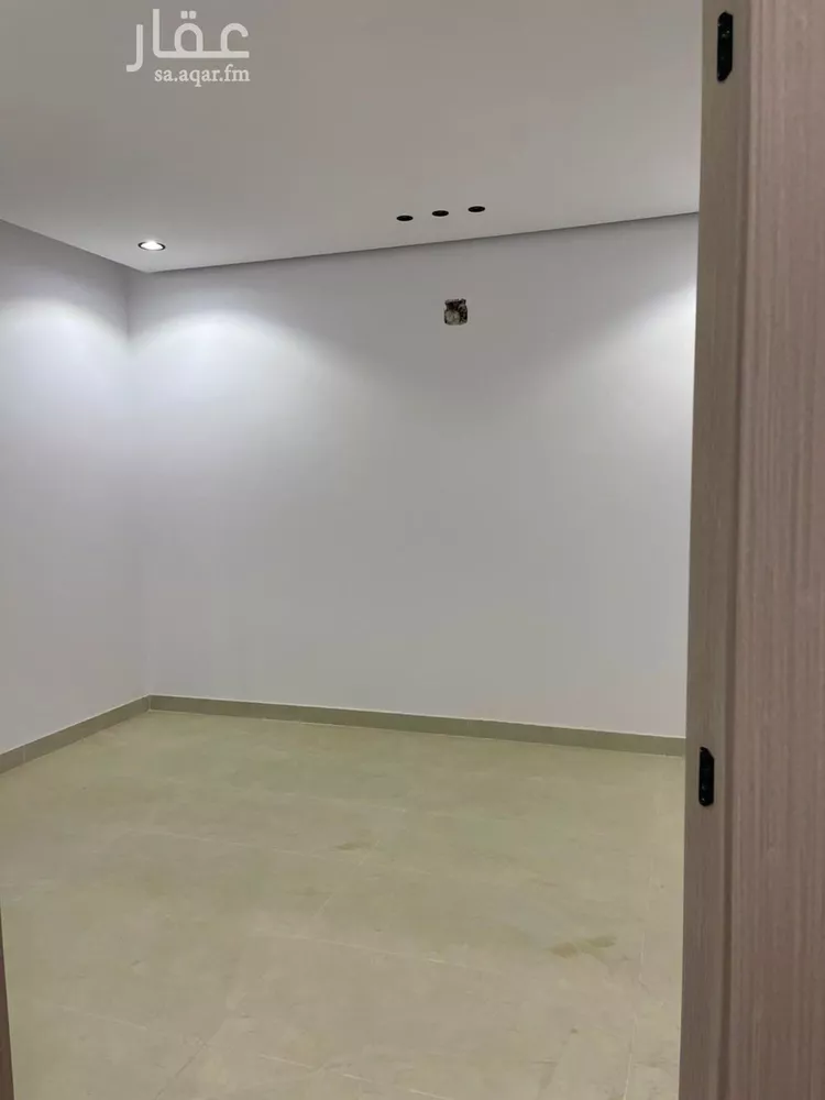 فيلا للإيجار في شارع أسلم بن عبدالعزيز, حي الرمال, مدينة الرياض, منطقة الرياض صورة 3